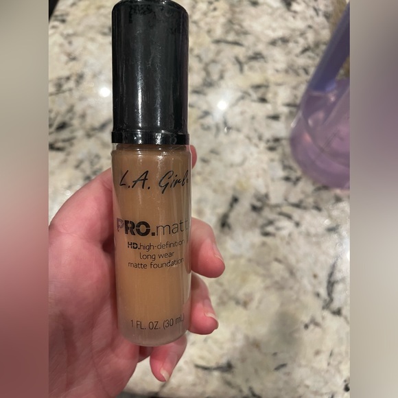 LA Girl Other - GLM682 - Cafe L.A. Girl Foundation